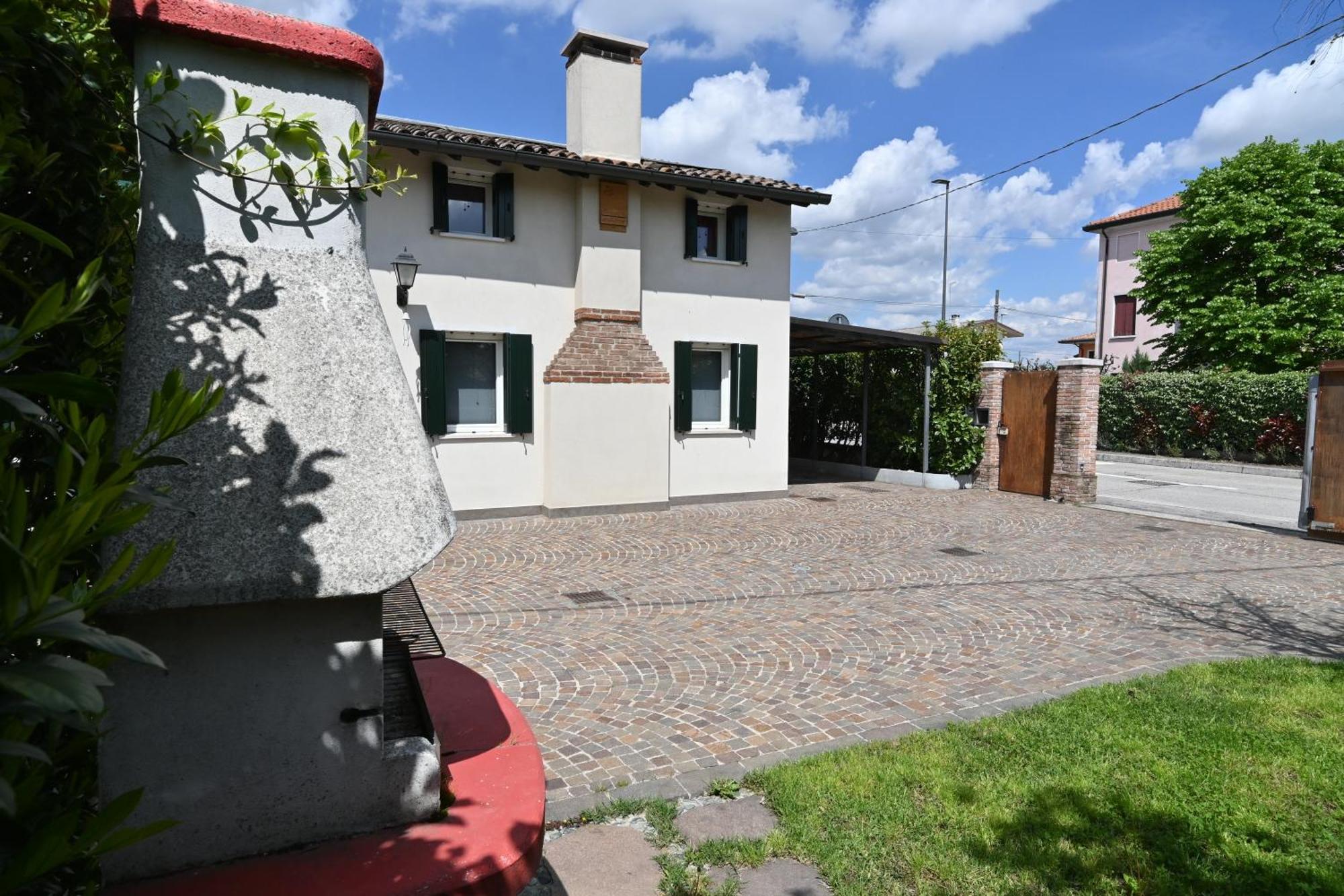 Ca Centosa Artistic House Villa Storica Ristrutturata Con Patio E Giardino Cittadella Buitenkant foto